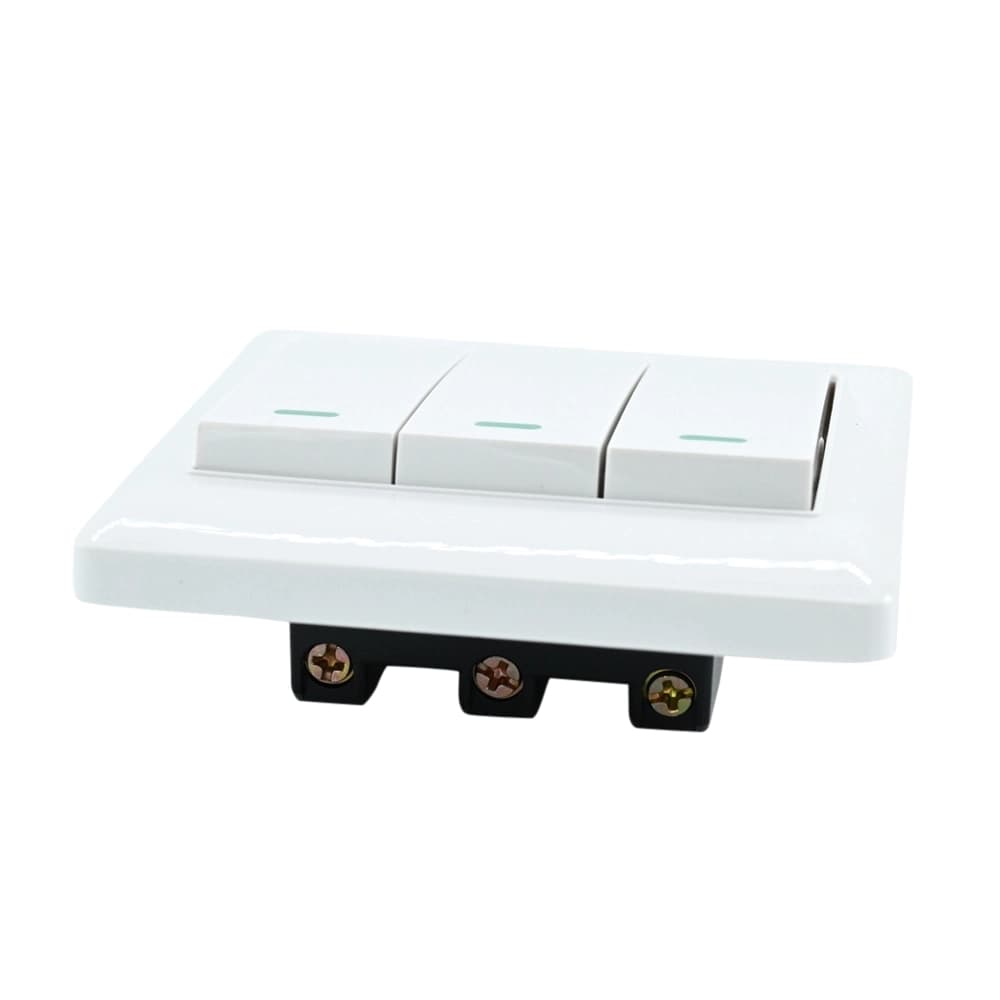 مفتاح جداري ثلاثي – تصميم عصري للتحكم بالإضاءة | SUN-YU + مؤشرات مضيئة لسهولة الاستخدام